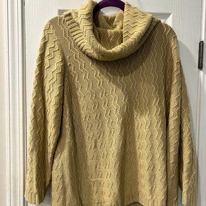 Avenue beige turtleneck sweater (size 18/20)